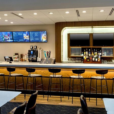 Courtyard By Marriott New Haven Orange Hotel Eksteriør billede