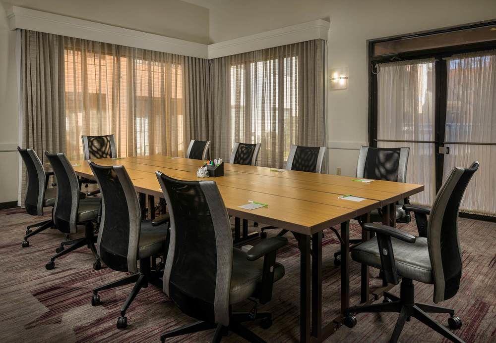 Courtyard By Marriott New Haven Orange Hotel Eksteriør billede