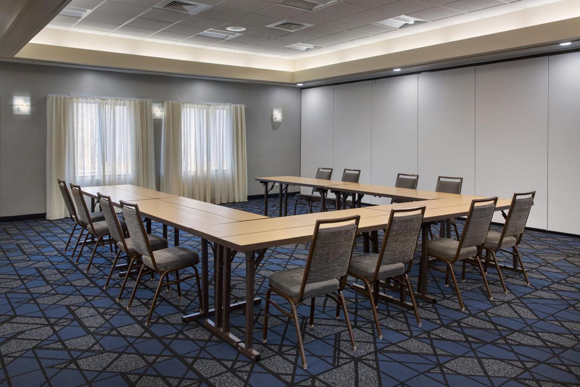 Courtyard By Marriott New Haven Orange Hotel Eksteriør billede