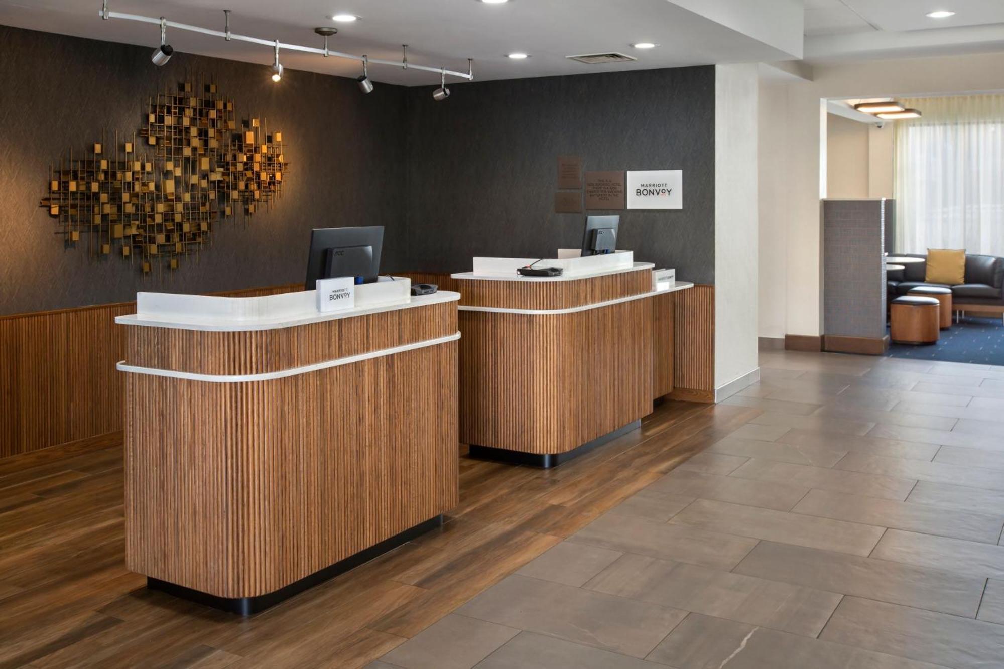 Courtyard By Marriott New Haven Orange Hotel Eksteriør billede