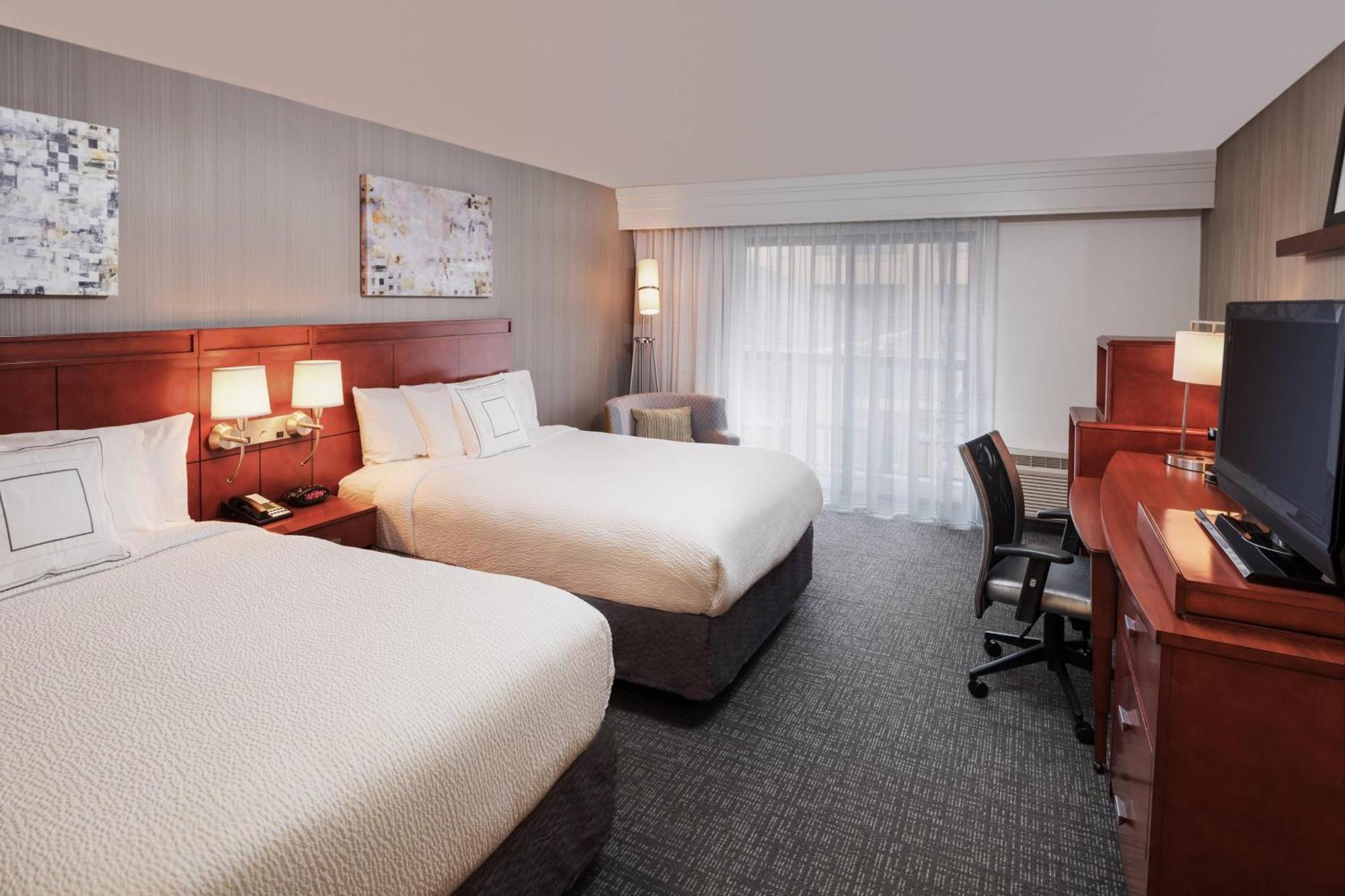 Courtyard By Marriott New Haven Orange Hotel Eksteriør billede