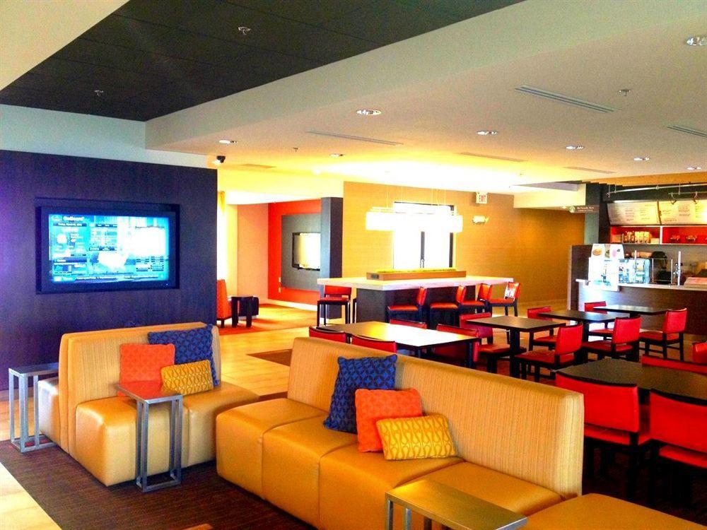 Courtyard By Marriott New Haven Orange Hotel Eksteriør billede