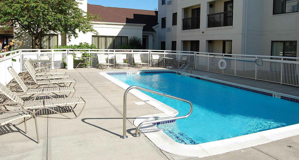 Courtyard By Marriott New Haven Orange Hotel Eksteriør billede